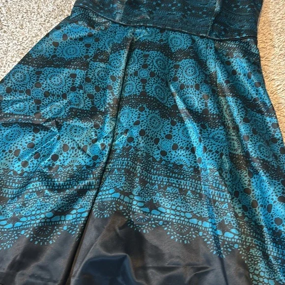The Limited Blue and Black Patterned Mini Dress - Picture 9 of 12